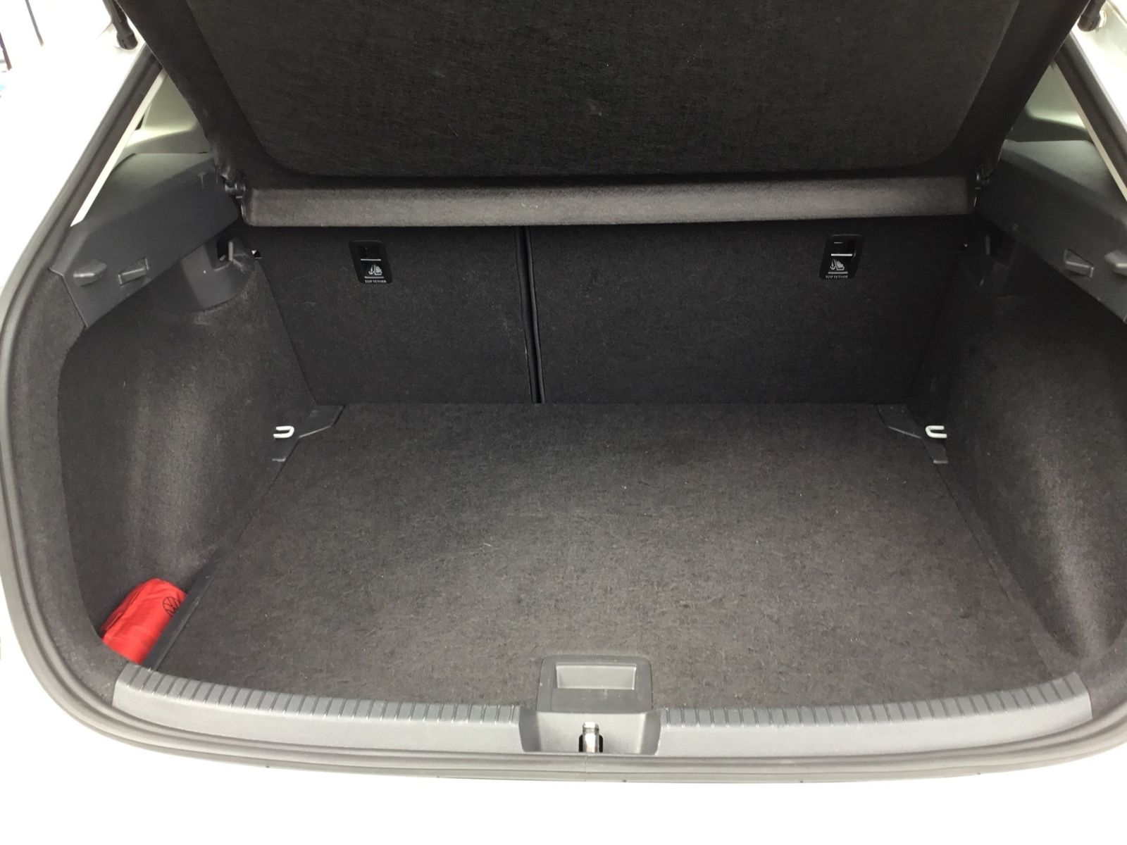 Volkswagen Taigo 1.0 TSI LIFE - Samsaru's Car Outlet