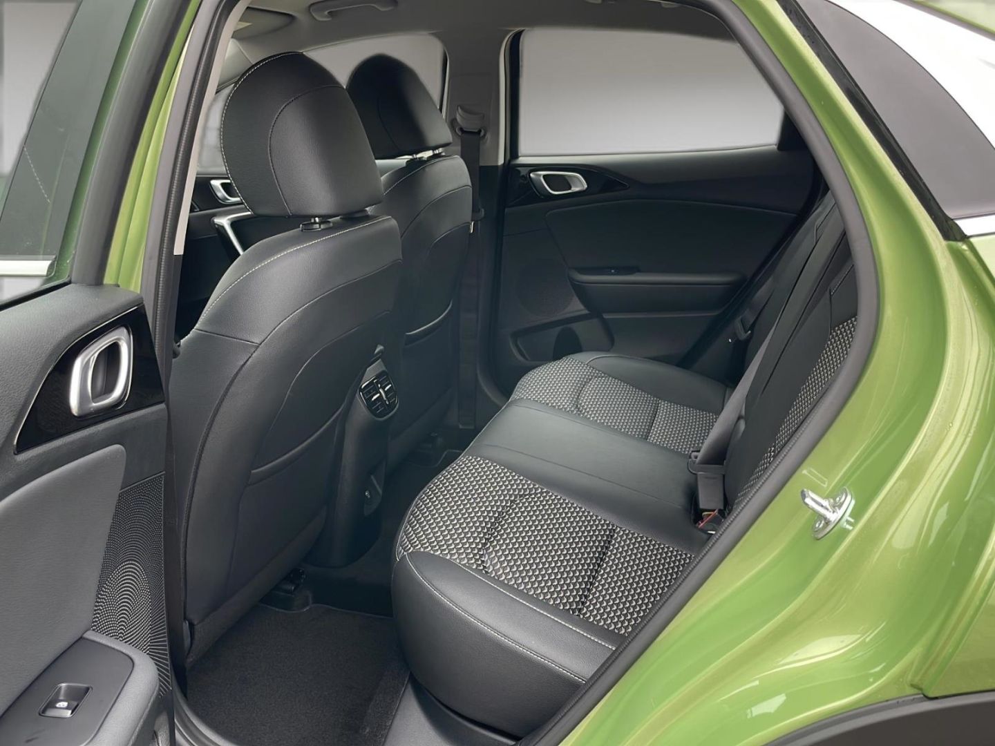 Kia XCeed Vision 1.5 T-GDI - Samsaru's Car Outlet