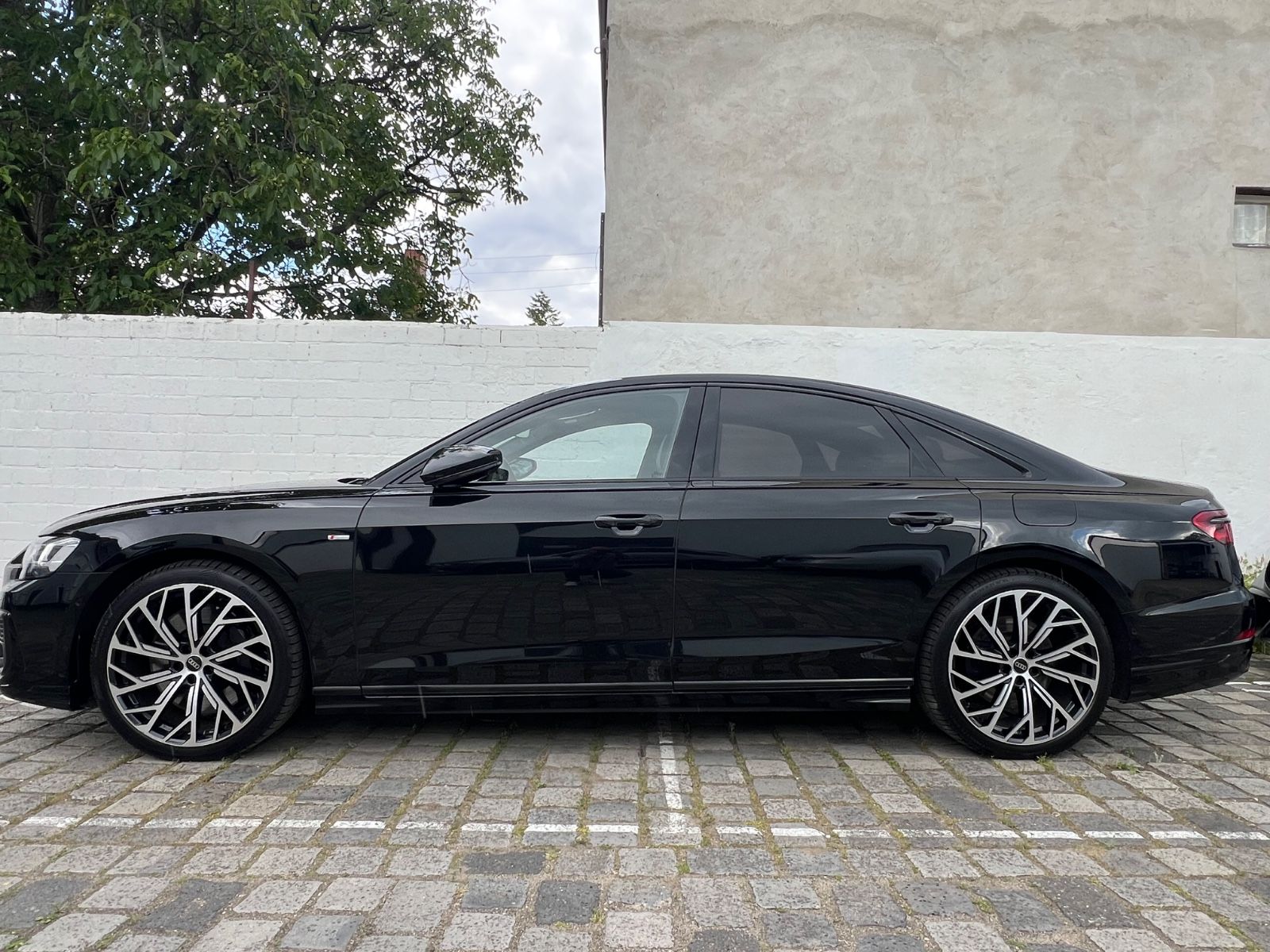 Audi A8 60 TFSI e quattro S line,Matrix,Pano.HUD. TV