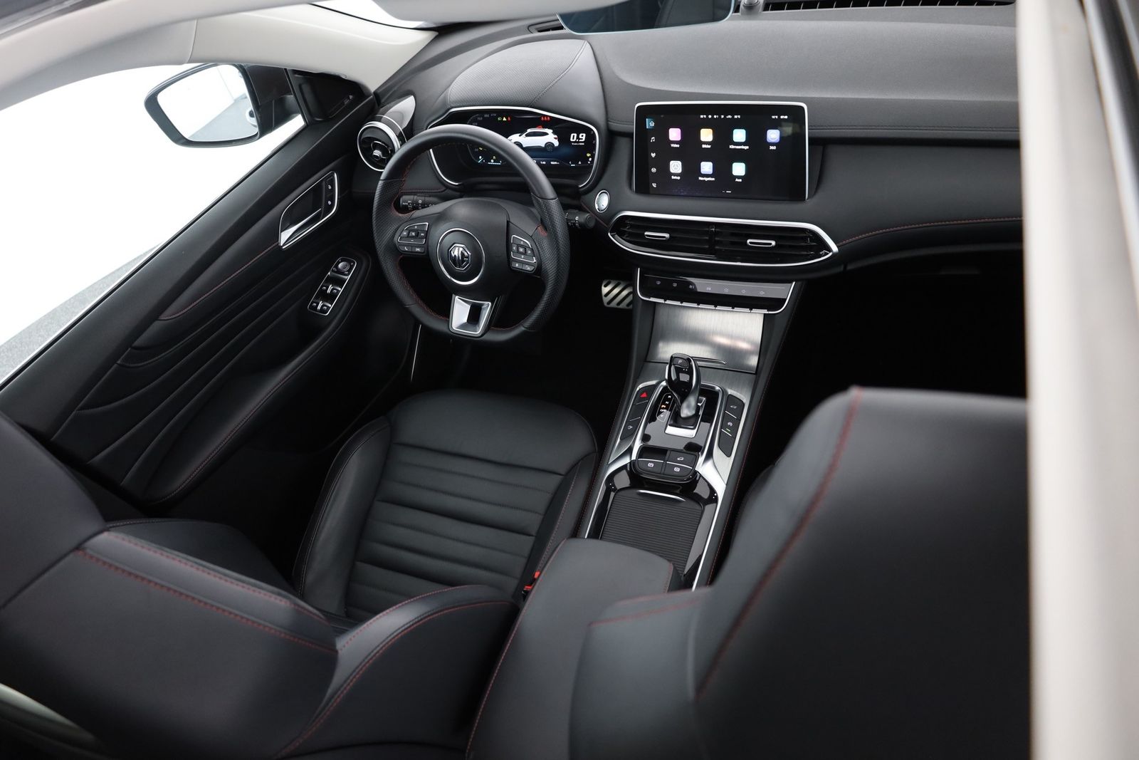 MG HS 1.5 T-GDI Luxury Aut. LED ACC Navi Pano