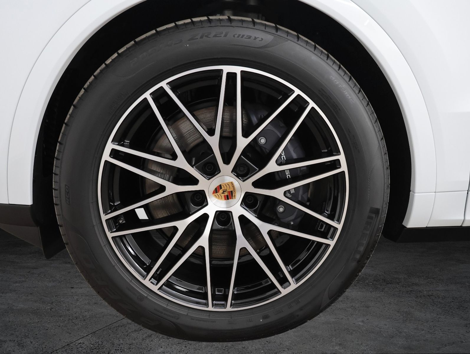 Porsche Cayenne Coupe E-Hybrid