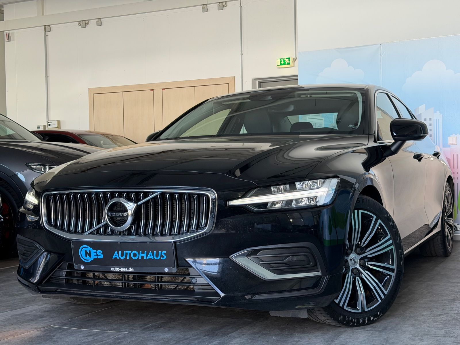 Volvo S60 B4 B INSCRIPTION*LEDER*MEMORY*LED*KEY*NAVI