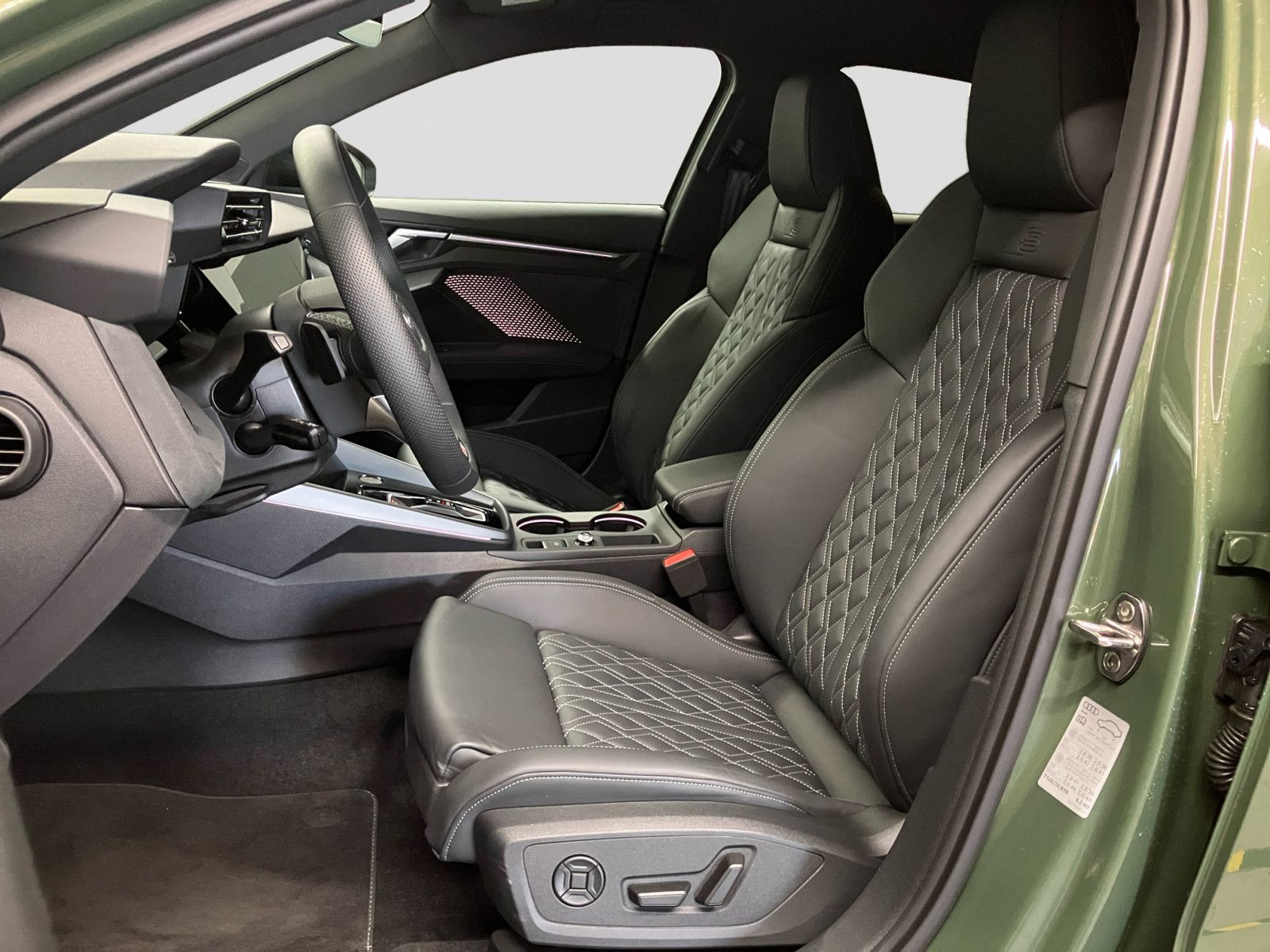 Audi A3 allstreet 35 TDI S line - Samsaru's Car Outlet