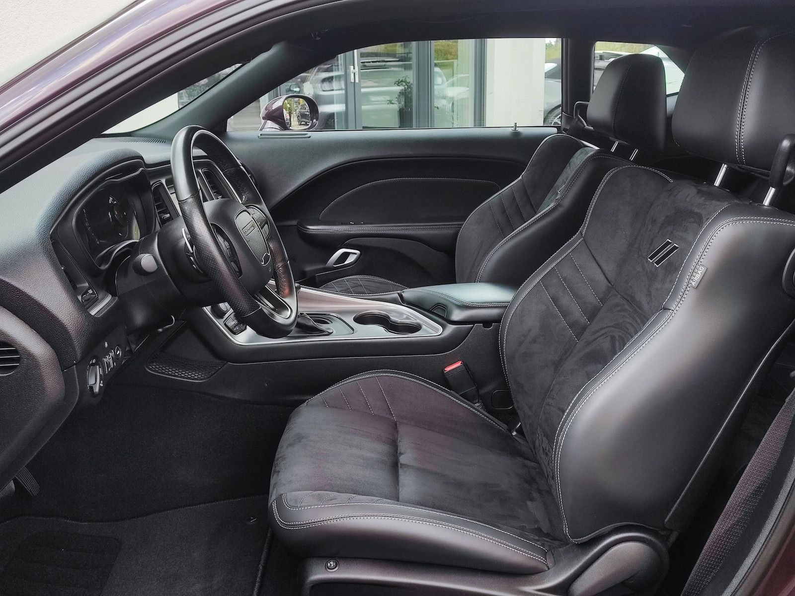 Dodge Challenger R/T Blacktop 345 V8 HEMI