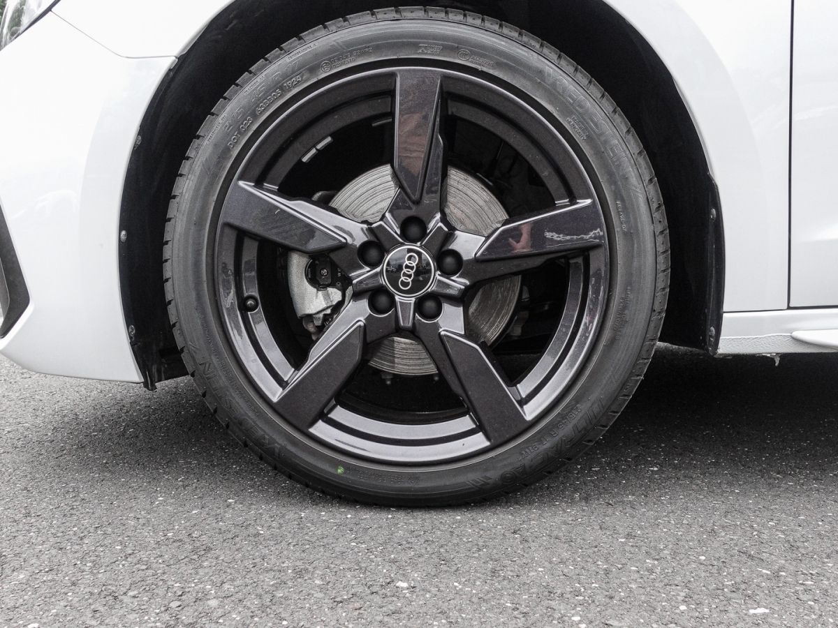 Audi A1 Sportback 30 TFSI S tronic S line - Samsaru's Car Outlet