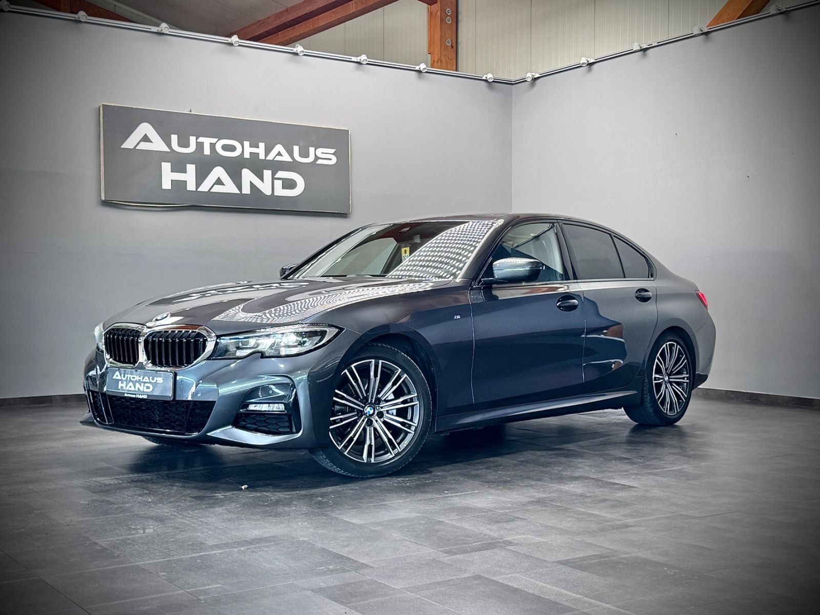 BMW 320d xDrive M Sport - Samsaru's Car Outlet