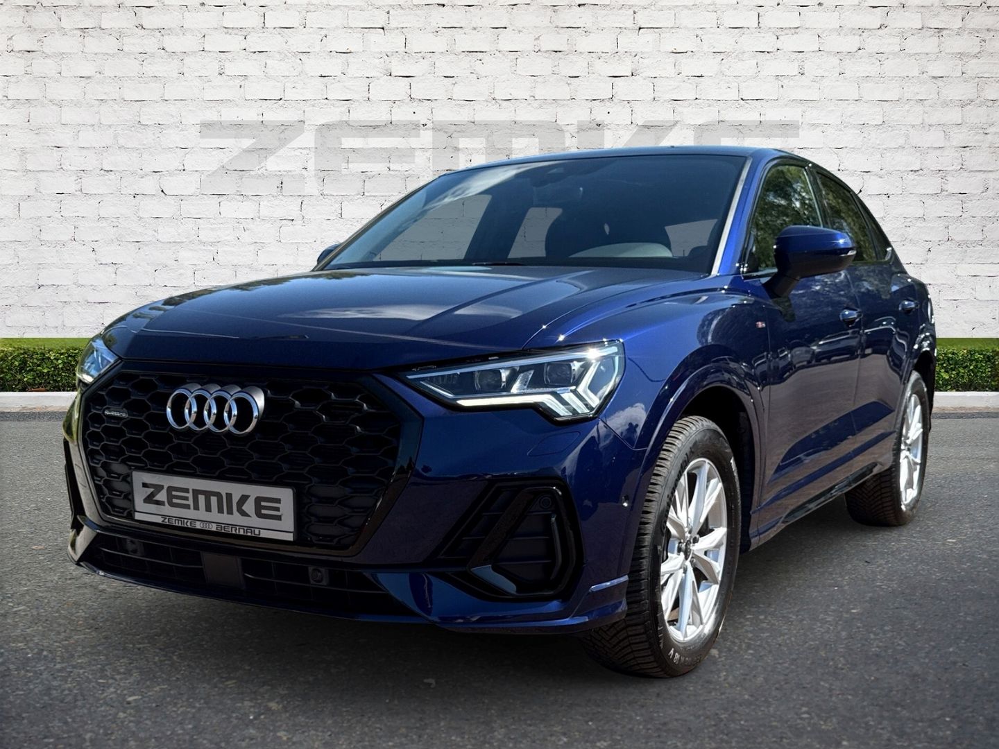 Audi Q3 Sportback 45 TFSI S tronic S line - Samsaru's Car Outlet