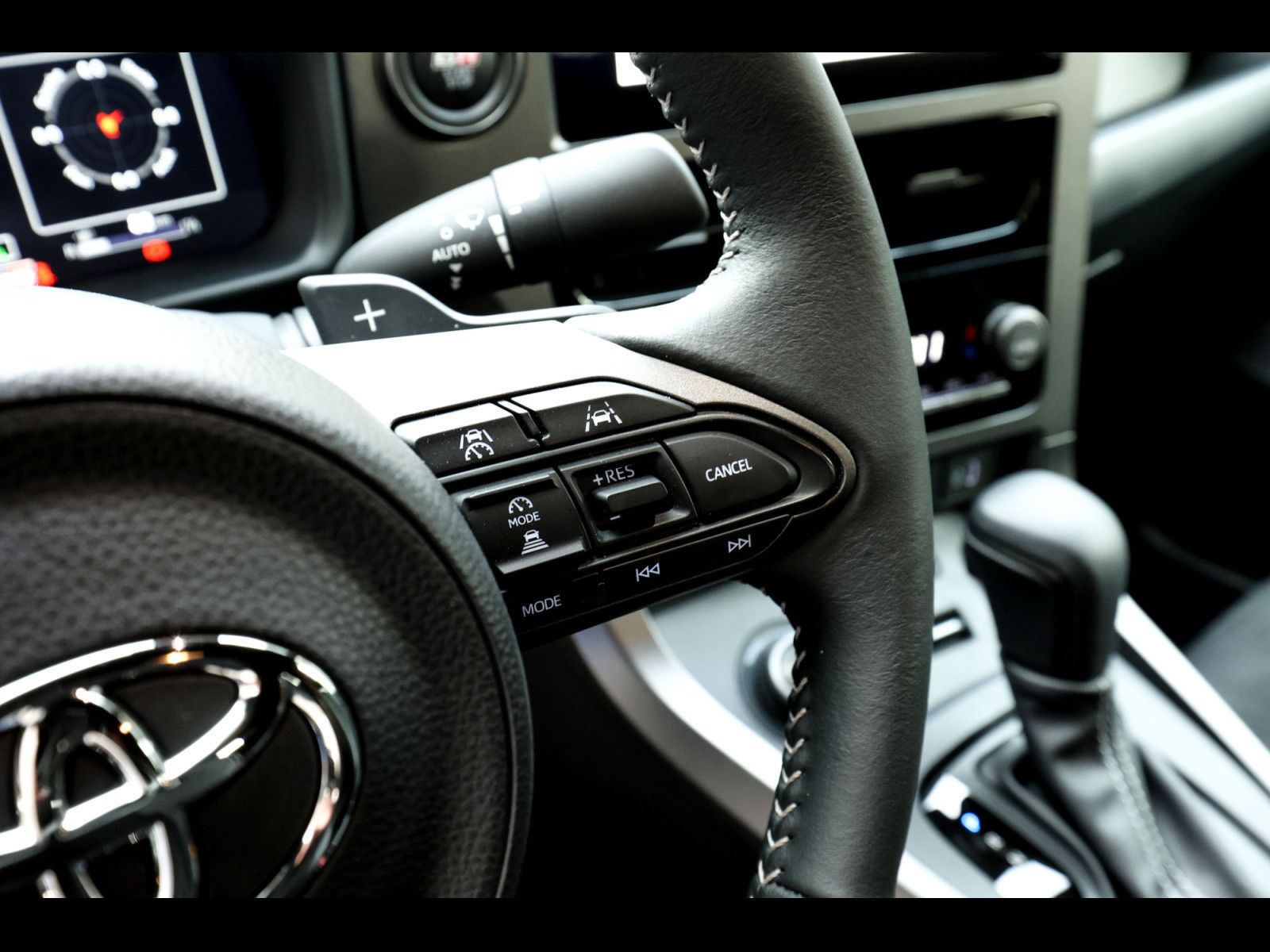 Toyota Yaris GR-FOUR AUTO°CARPLAY°KAM°JBL°ACC