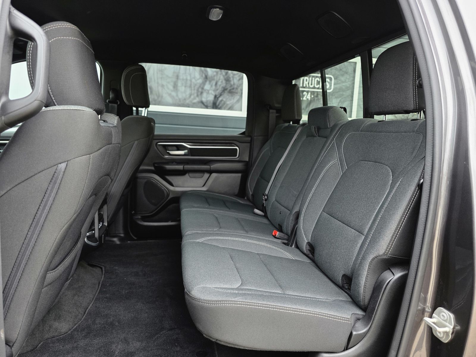 Dodge RAM 1500 5.7 4x4 Bighorn Night Kamera 12´´ PDC