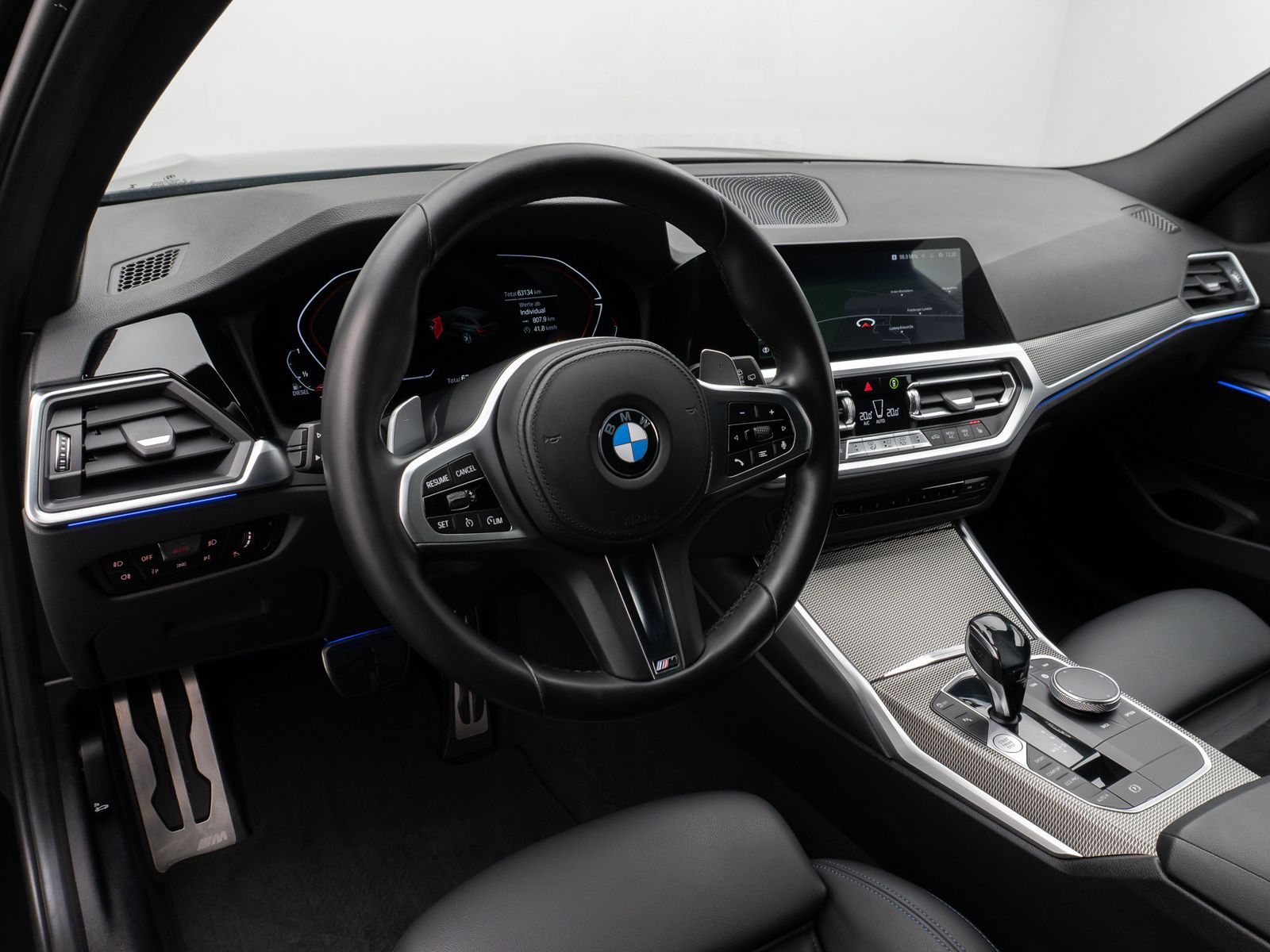 BMW 320d M Sport - Samsaru's Car Outlet