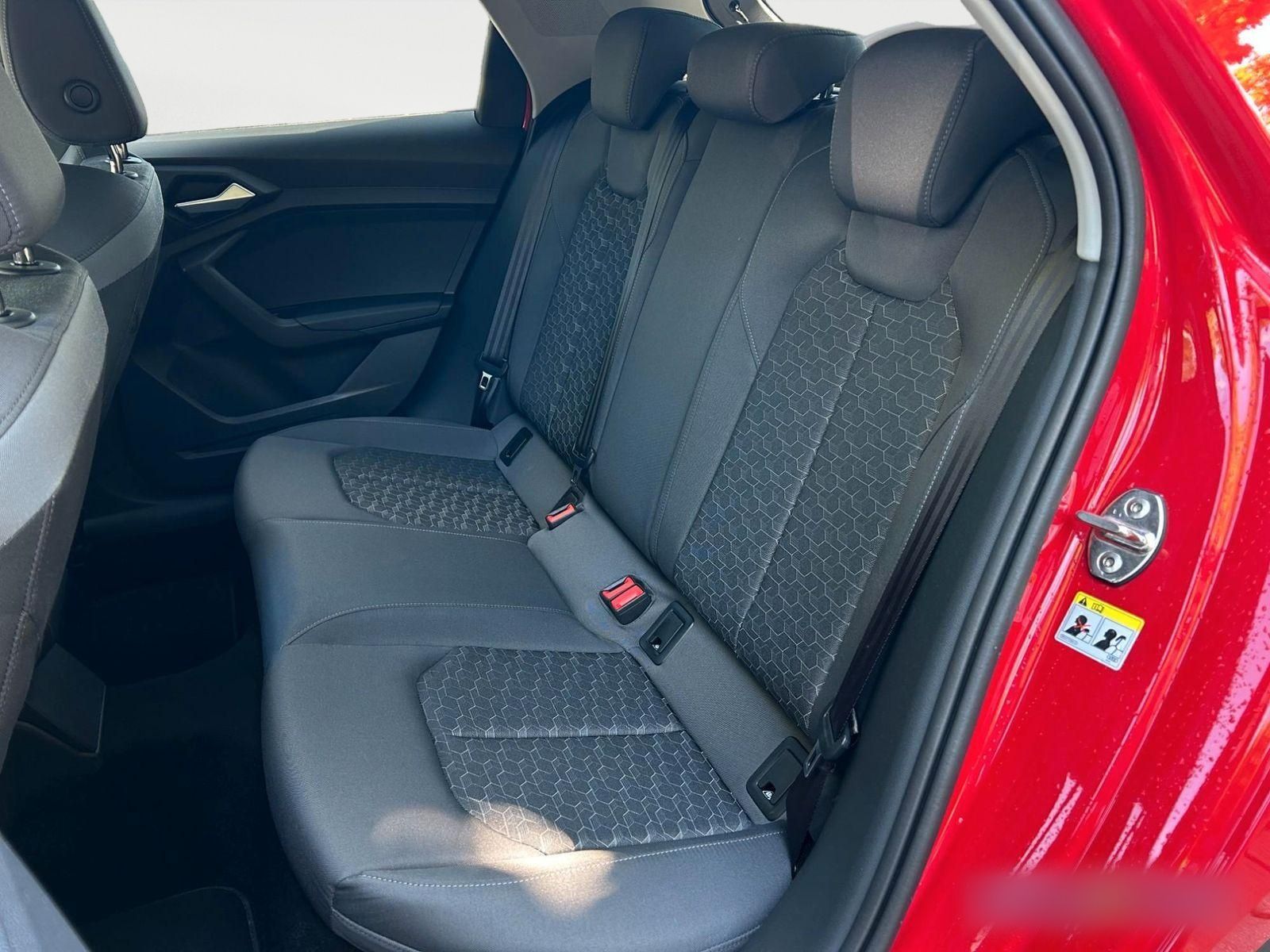Audi A1 Sportback 25 TFSI S tronic - Samsaru's Car Outlet