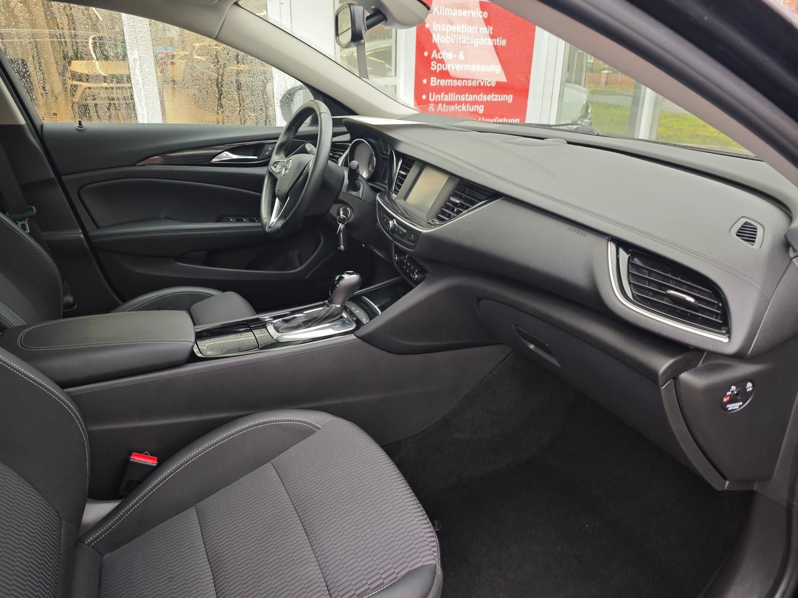 Opel Insignia 1.6 CDTI Innovation - Samsaru's Car Outlet