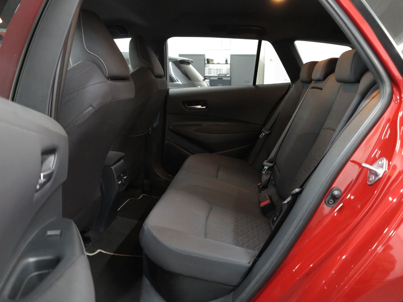 Toyota Corolla Tour Sports Hybrid - Samsaru's Car Outlet