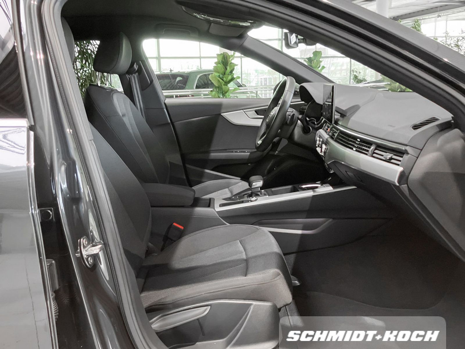 Audi A4 Avant 35 TDI advanced S tronic - Samsaru's Car Outlet