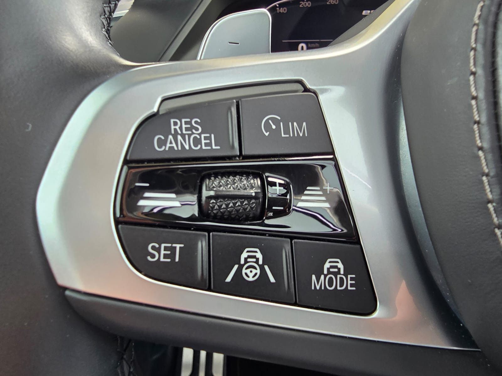 BMW X5 xDrive45e M Sport*Merino*AHK,Pano,B&W HIFI