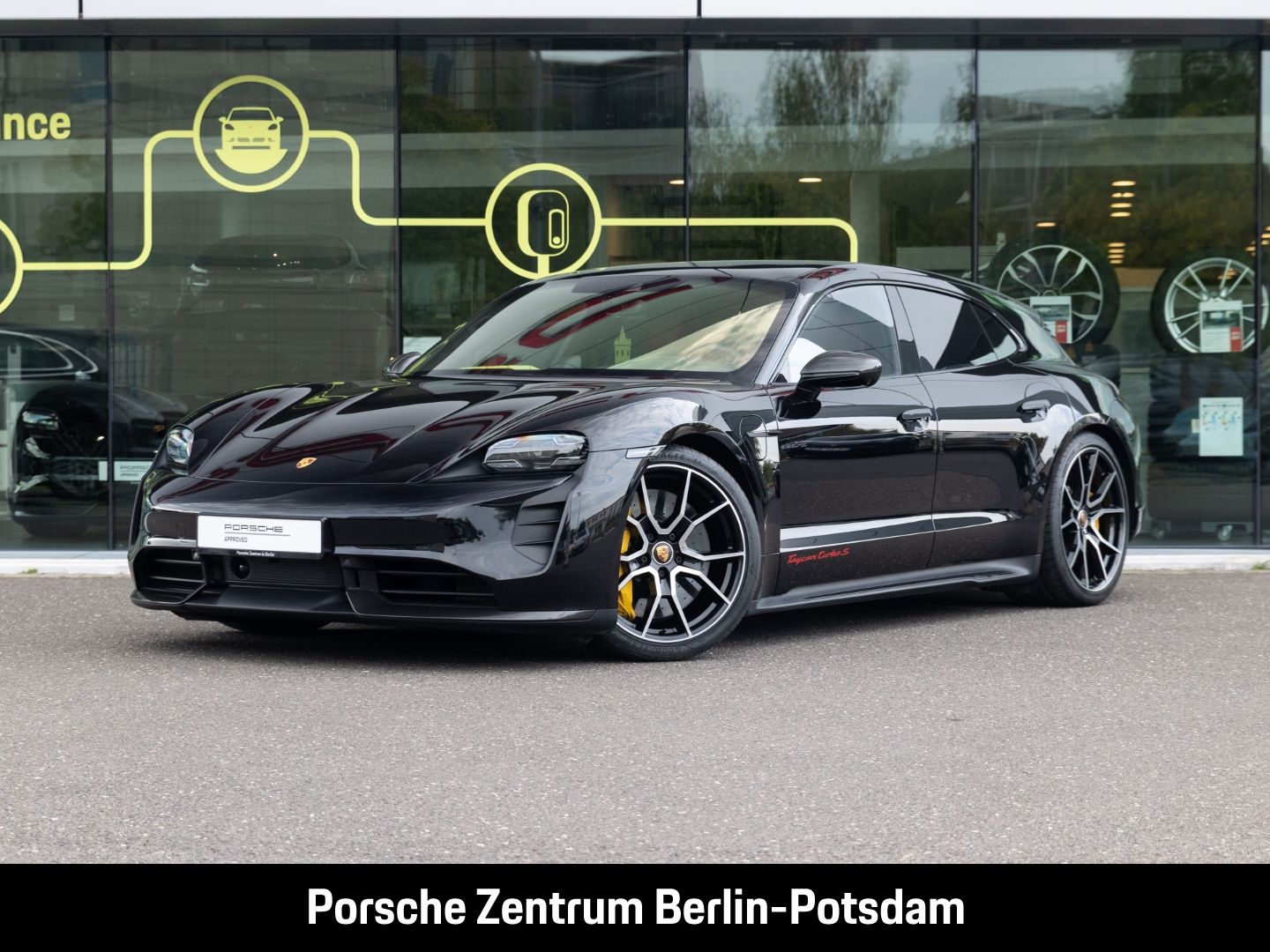 Porsche Taycan Turbo S Sport Turismo Burmester LED