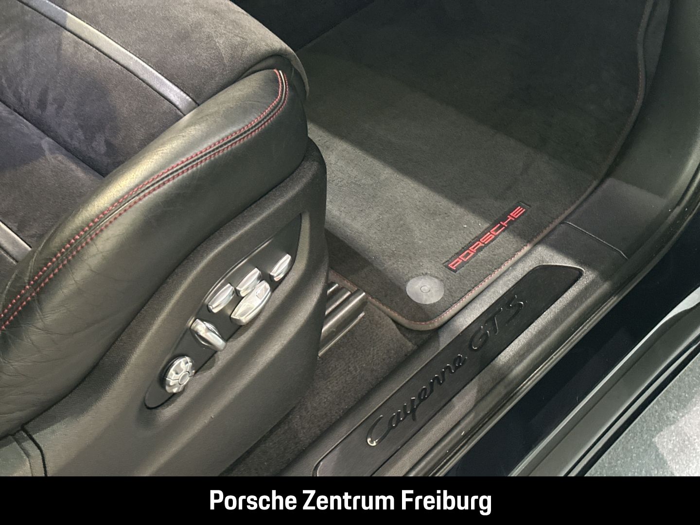Porsche Cayenne GTS Coupe BOSE Sportabgasanlage LED