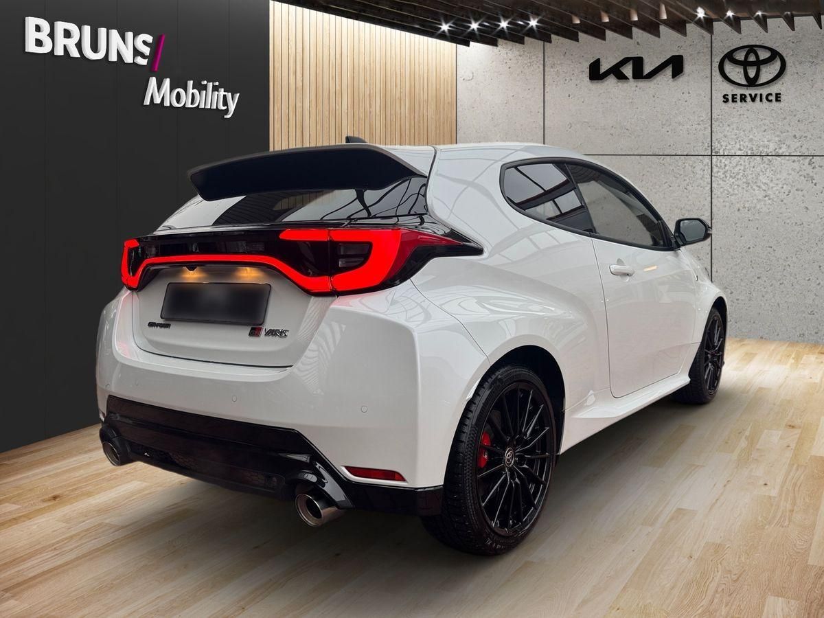 Toyota GR Yaris HighPerf 1.6l 4x4 Convenience 8-fach