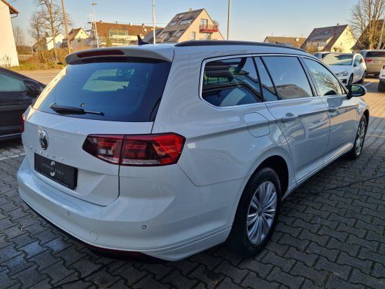 Volkswagen Passat Variant 1.6 TDI Business - Samsaru's Car Outlet