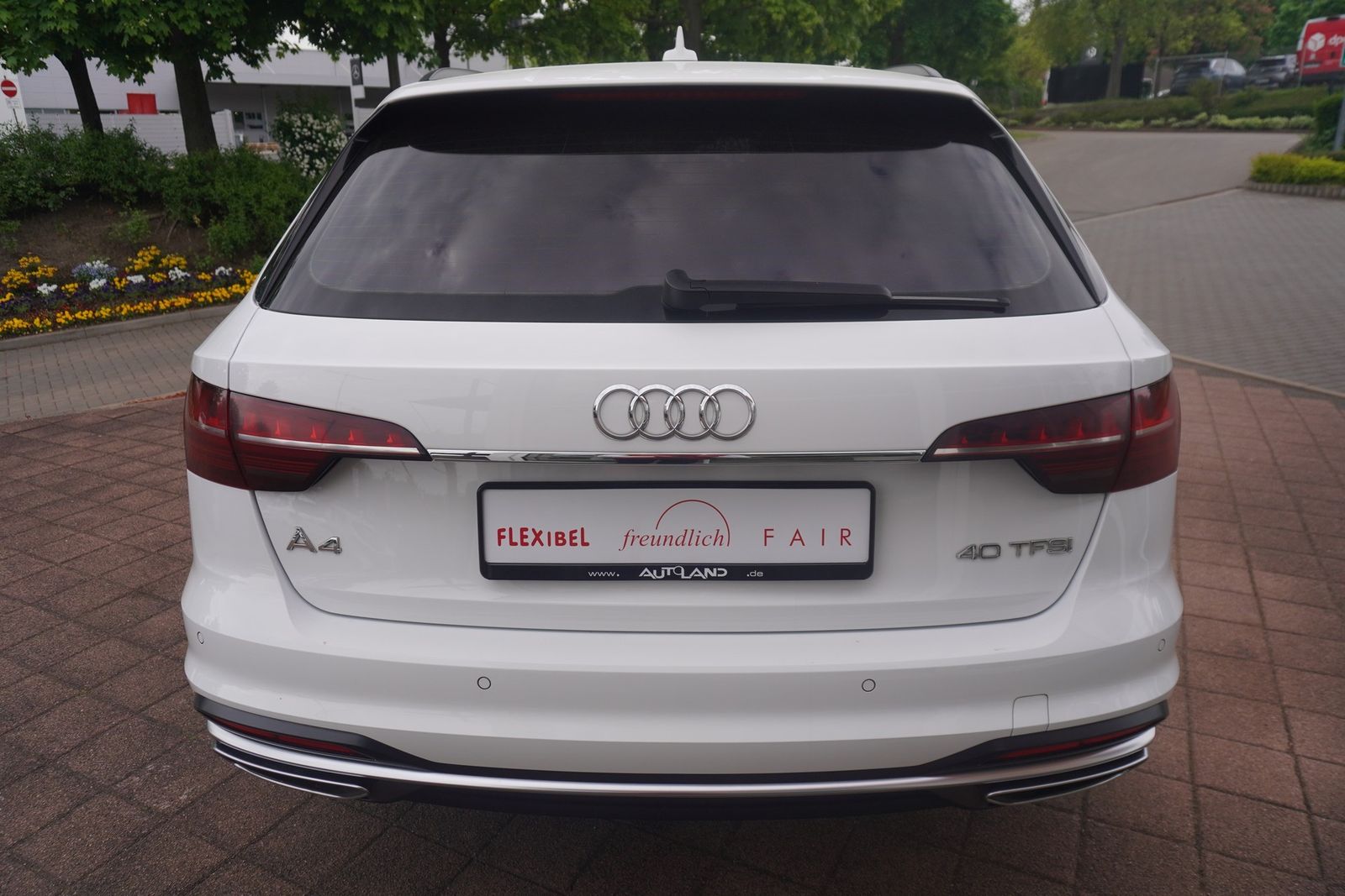 Audi A4 Avant 35 TFSI S-Tronic - Samsaru's Car Outlet