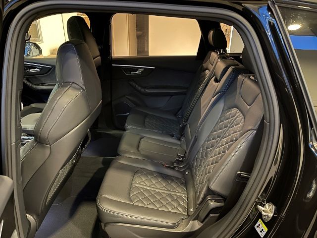 Audi Q7 50 TDI quattro competition plus