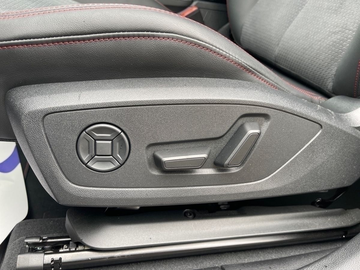 Audi Q3 S line - Samsaru's Car Outlet