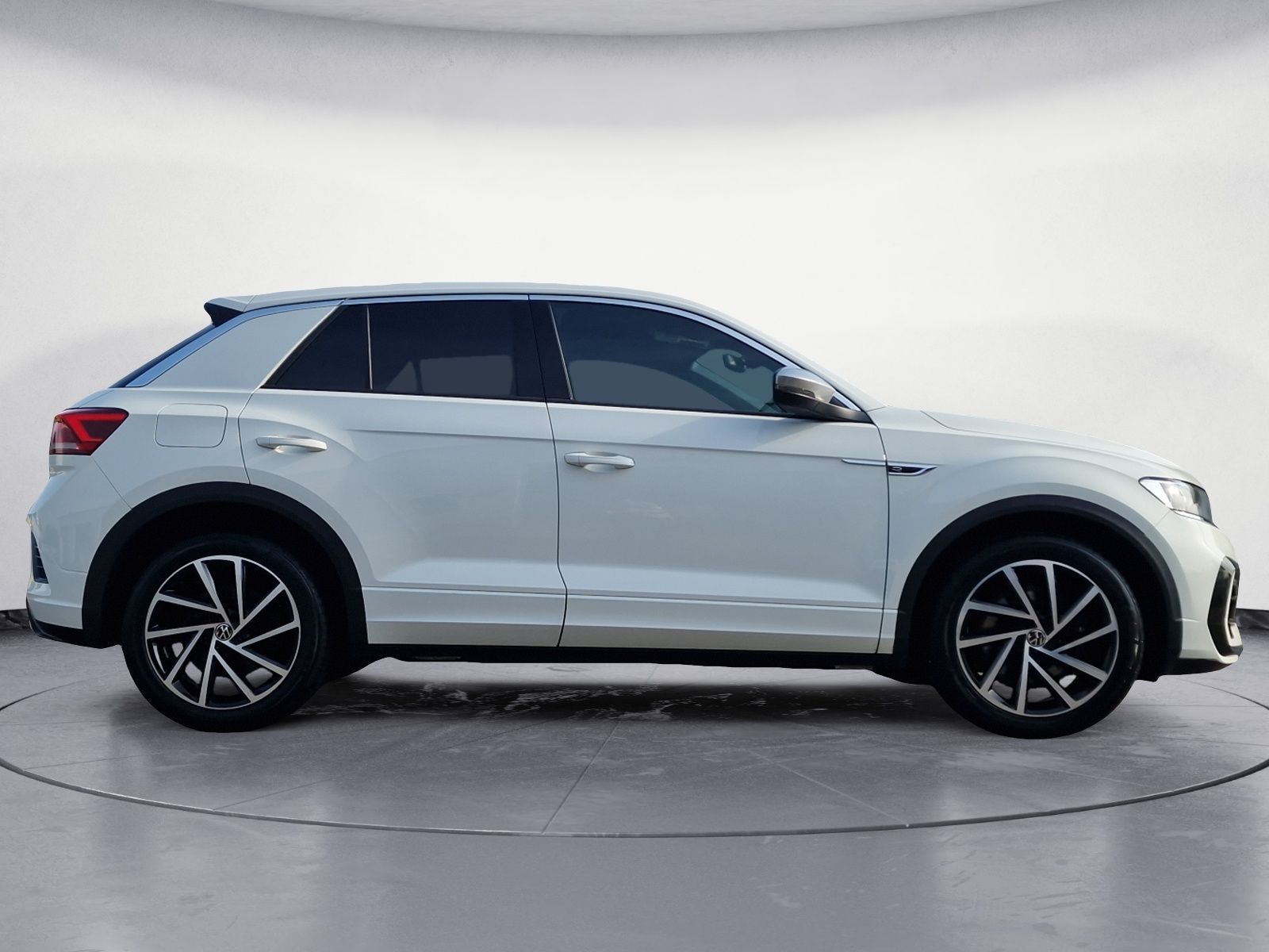 Volkswagen T-Roc 2.0 TSI 4MOTION DSG R - Samsaru's Car Outlet