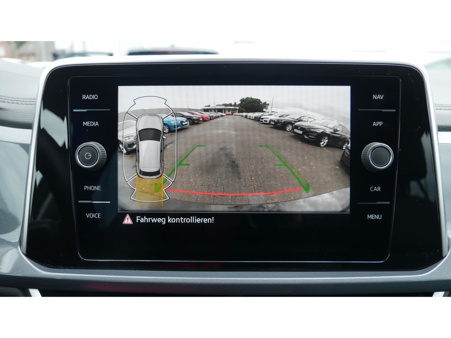 Volkswagen T-Roc Style 1.5 TSI - Samsaru's Car Outlet