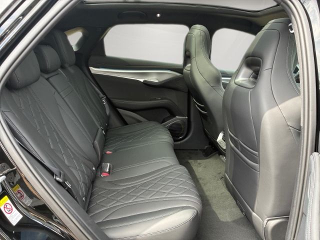 BYD Sealion 7