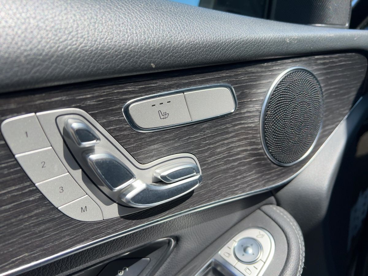 Mercedes-Benz GLC 300 de 4Matic AMG Line - Samsaru's Car Outlet