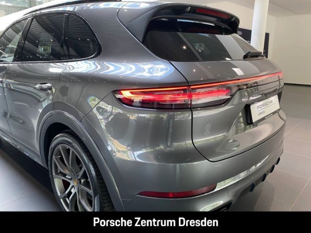 Porsche Cayenne GTS Pano*SH v+h*Chrono*Head*AHK*Bose
