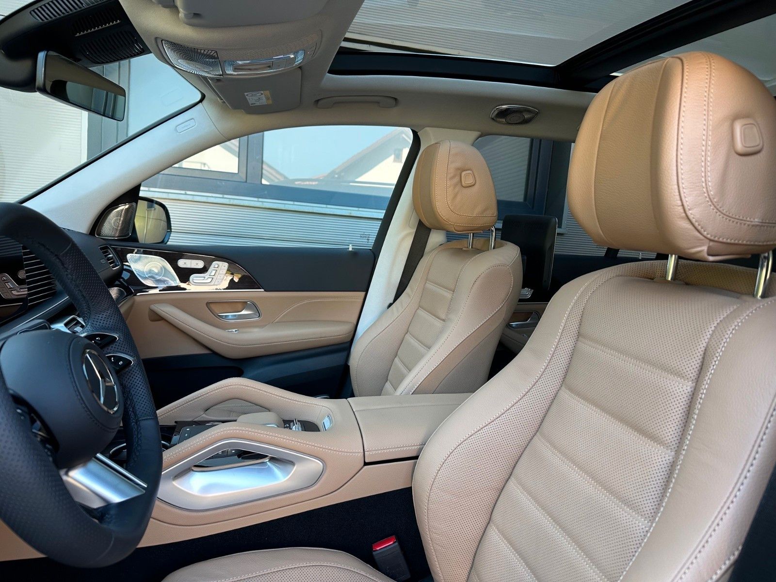 Mercedes-Benz GLS 580 Ultimate - Samsaru's Car Outlet