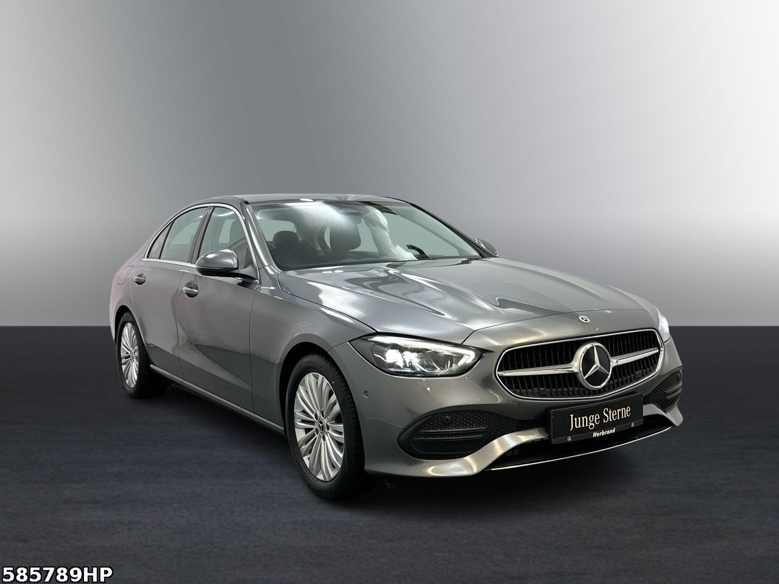 Mercedes-Benz C 180 Avantgarde - Samsaru's Car Outlet