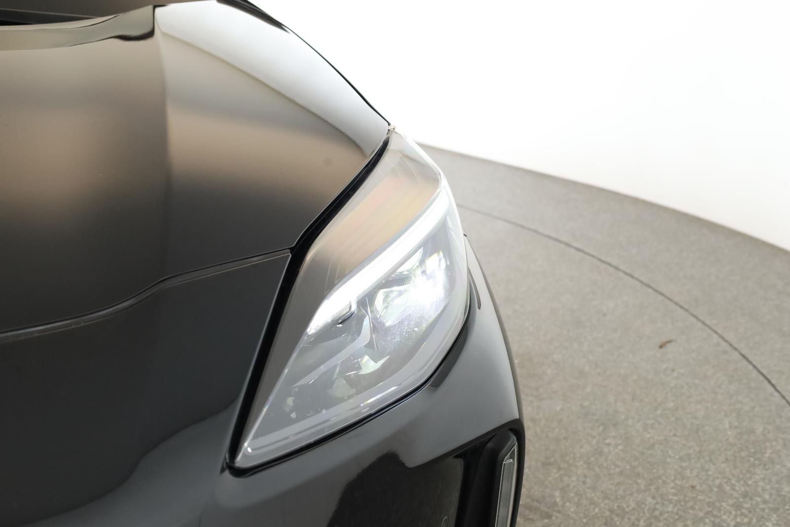 Toyota Yaris Cross CVT Team D LED Navi SHZ iACC Kam 17"
