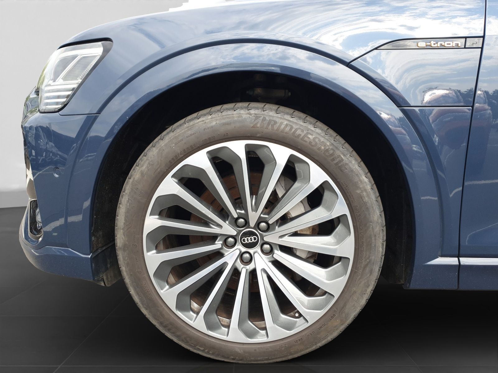 Audi e-tron Sportback 55 Q 2x S LINE UPE125 V-SPIEGEL