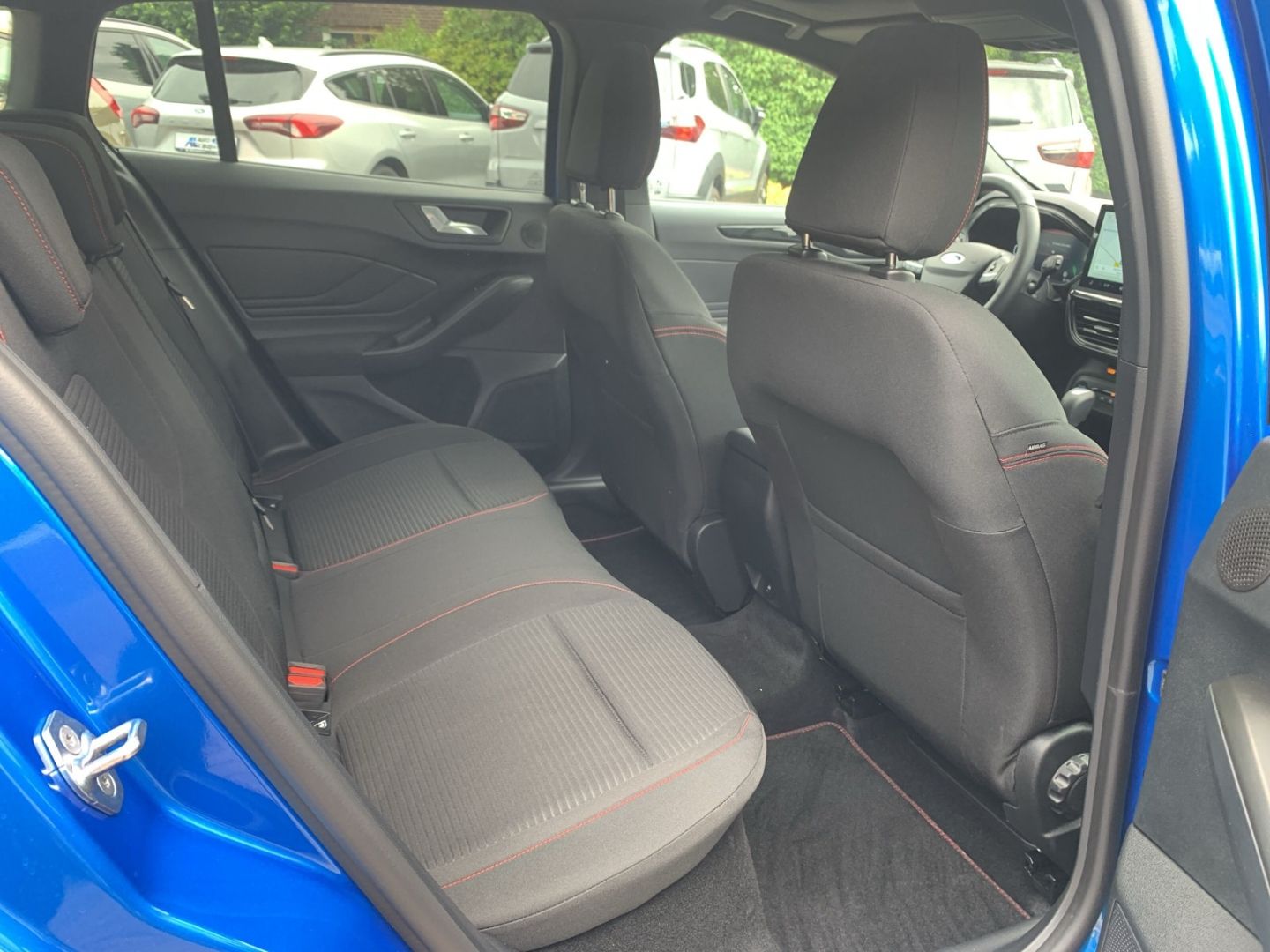 Ford Focus Turnier ST-Line X El. Panodach Navi Digita