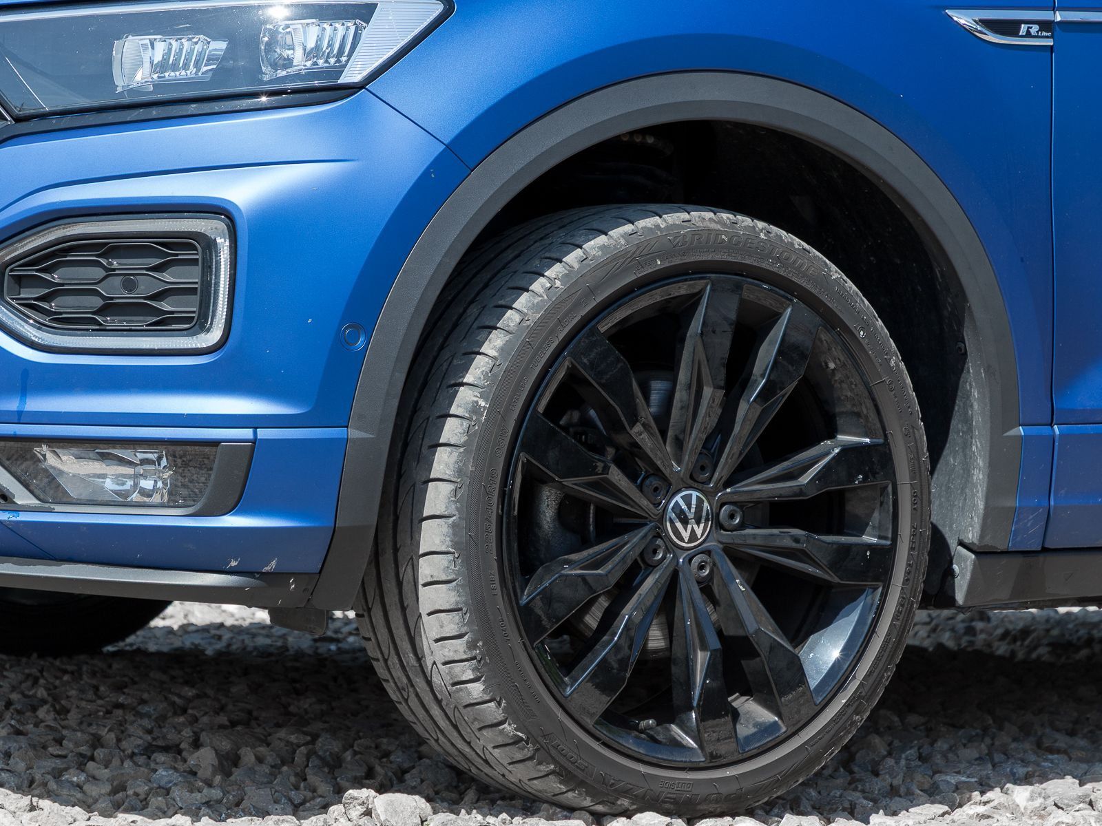 Volkswagen T-Roc 1.5 TSI DSG R-LINE EDITION - Samsaru's Car Outlet