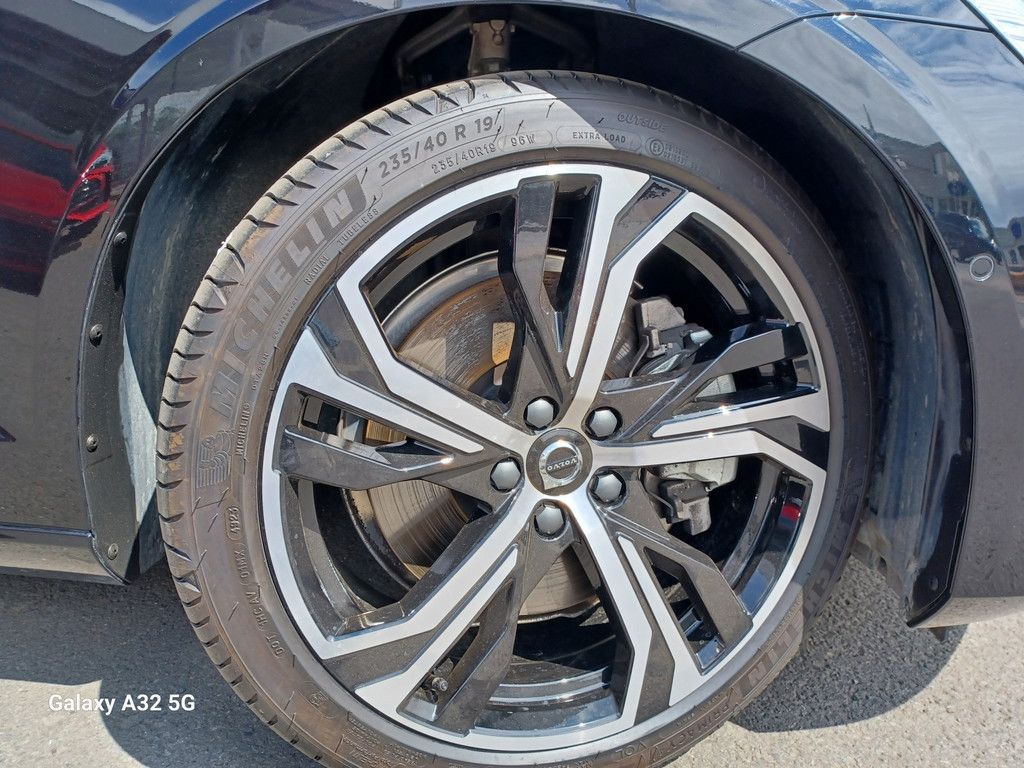 Volvo S60 B5 Ultimate Dark AWD°360°Cam