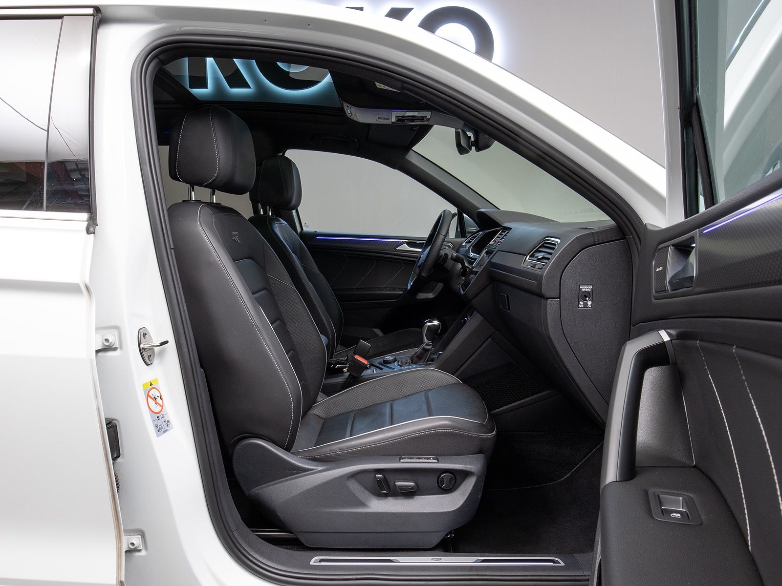 Volkswagen Tiguan Allspace R-Line 4M 7-Sitzer 360°MEGAVOLL
