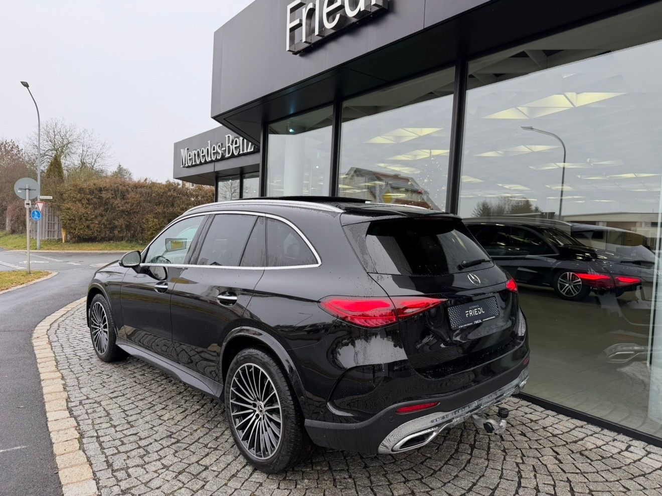 Mercedes-Benz GLC 220d AMG Editi Pano Night AHK Memory Digital