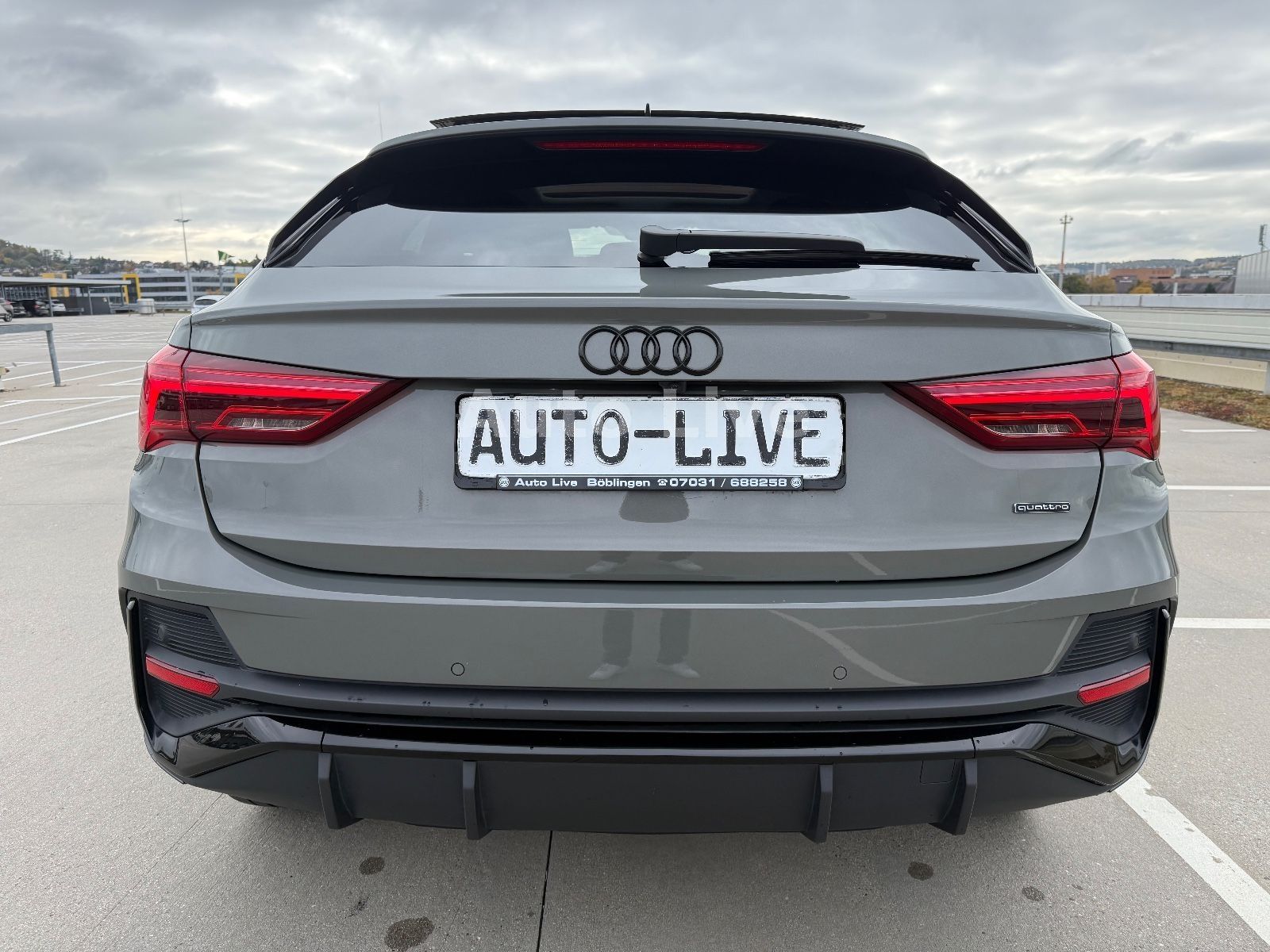 Audi Q3 Sportback 45 TFSI qu*S LINE*PAN*VIR*MATRI*360