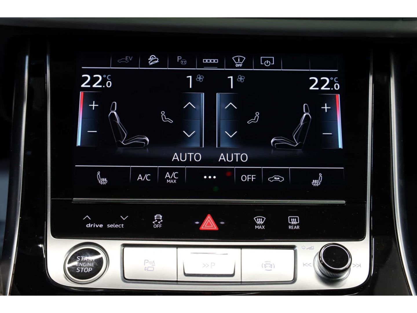 Audi Q8 55 TFSI e quattro S line