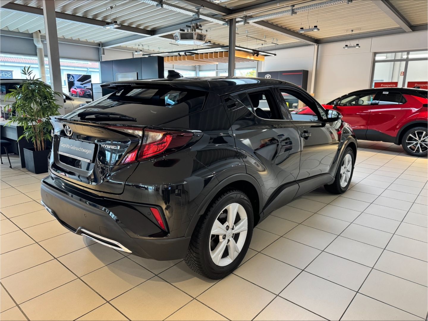 Toyota C-HR Hybrid Team D  Navigation 2.0l