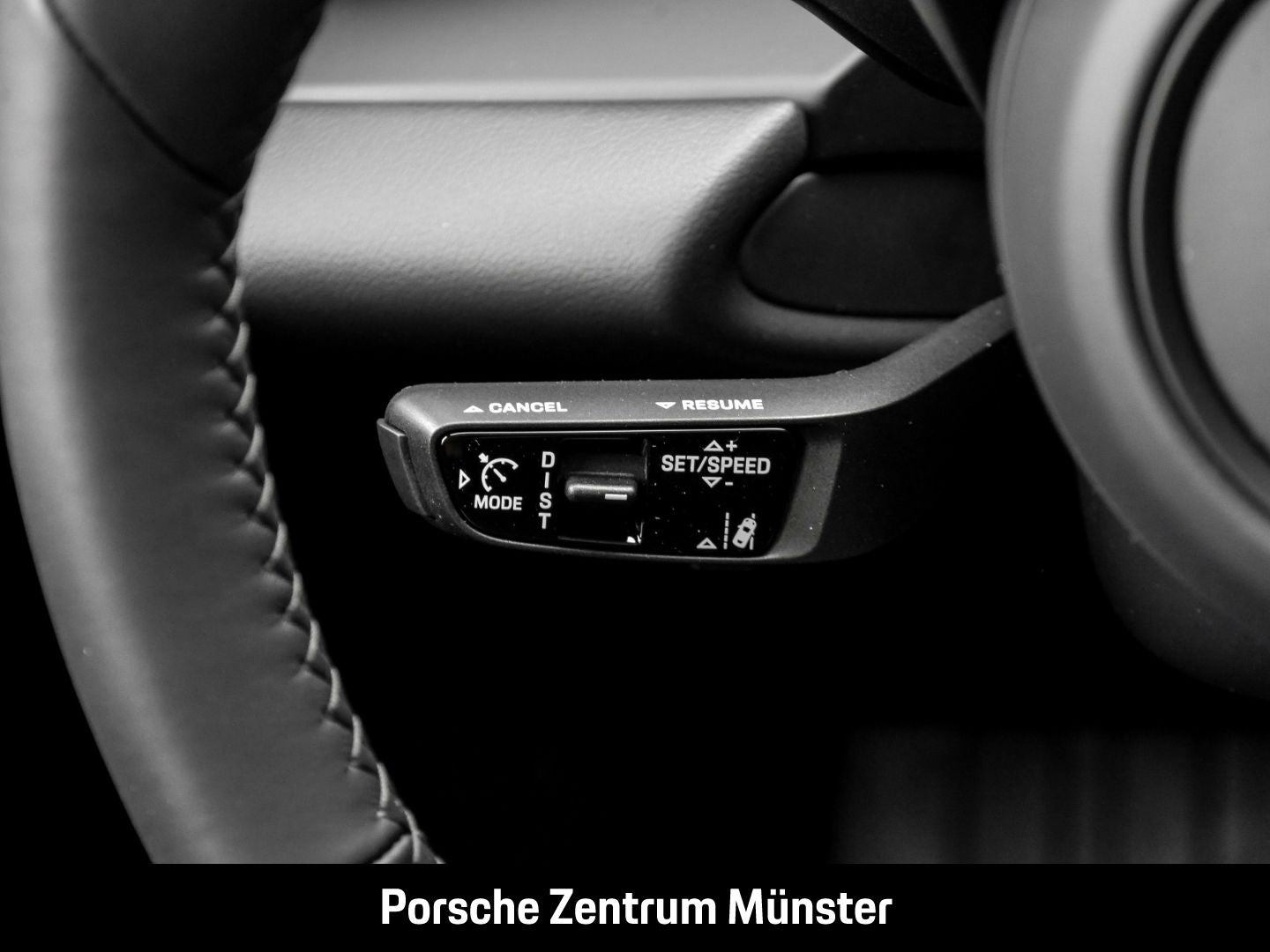 Porsche Macan 4 - Samsaru's Car Outlet