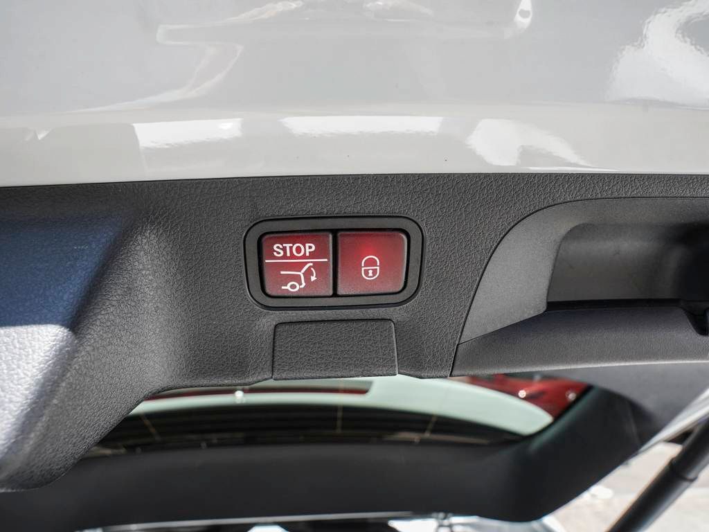 Mercedes-Benz CLA 250 4M AMG-LINE PREMIUM - Samsaru's Car Outlet