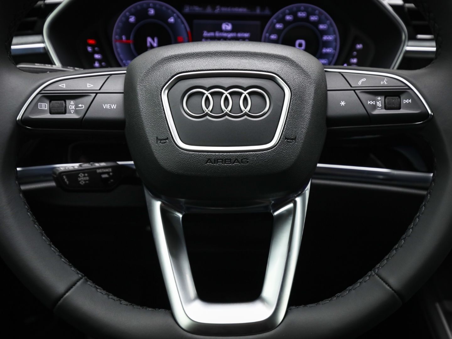 Audi Q3 advanced 40 TDI quattro - Samsaru's Car Outlet