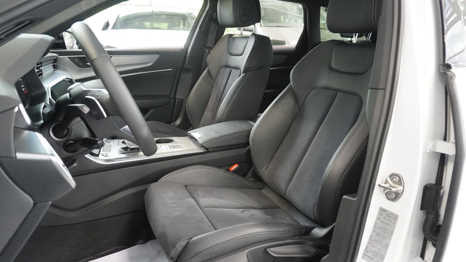 Audi A6 Avant 55 TFSI sport S-Line - Samsaru's Car Outlet