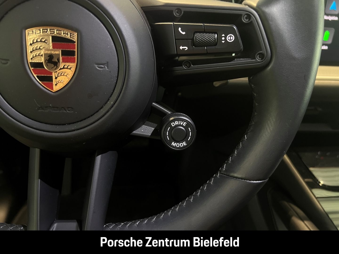 Porsche Cayenne E-Hybrid HA-Lenkung InnoDrive Soft-Close