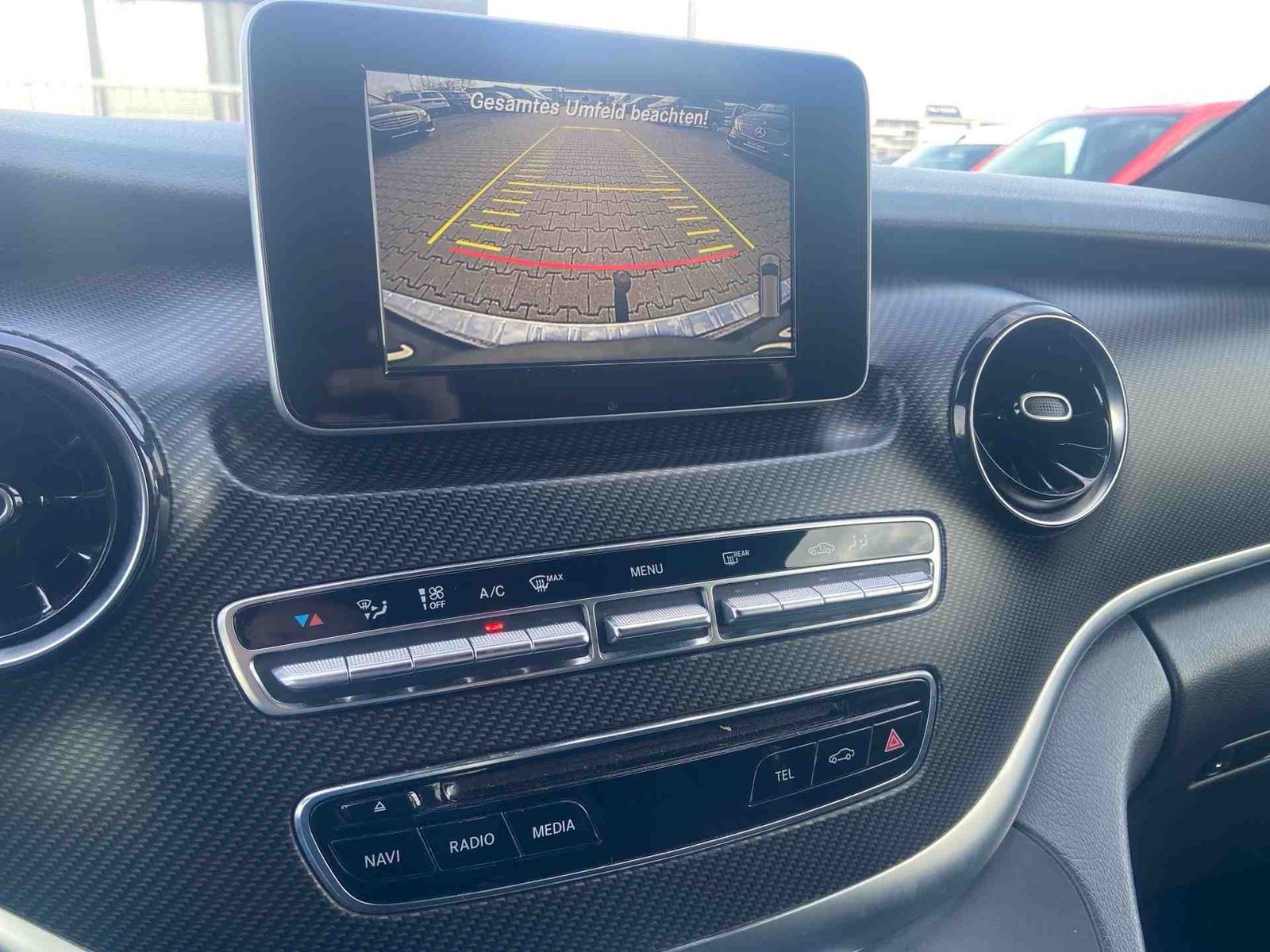 Mercedes-Benz V 250 AMG Line - Samsaru's Car Outlet