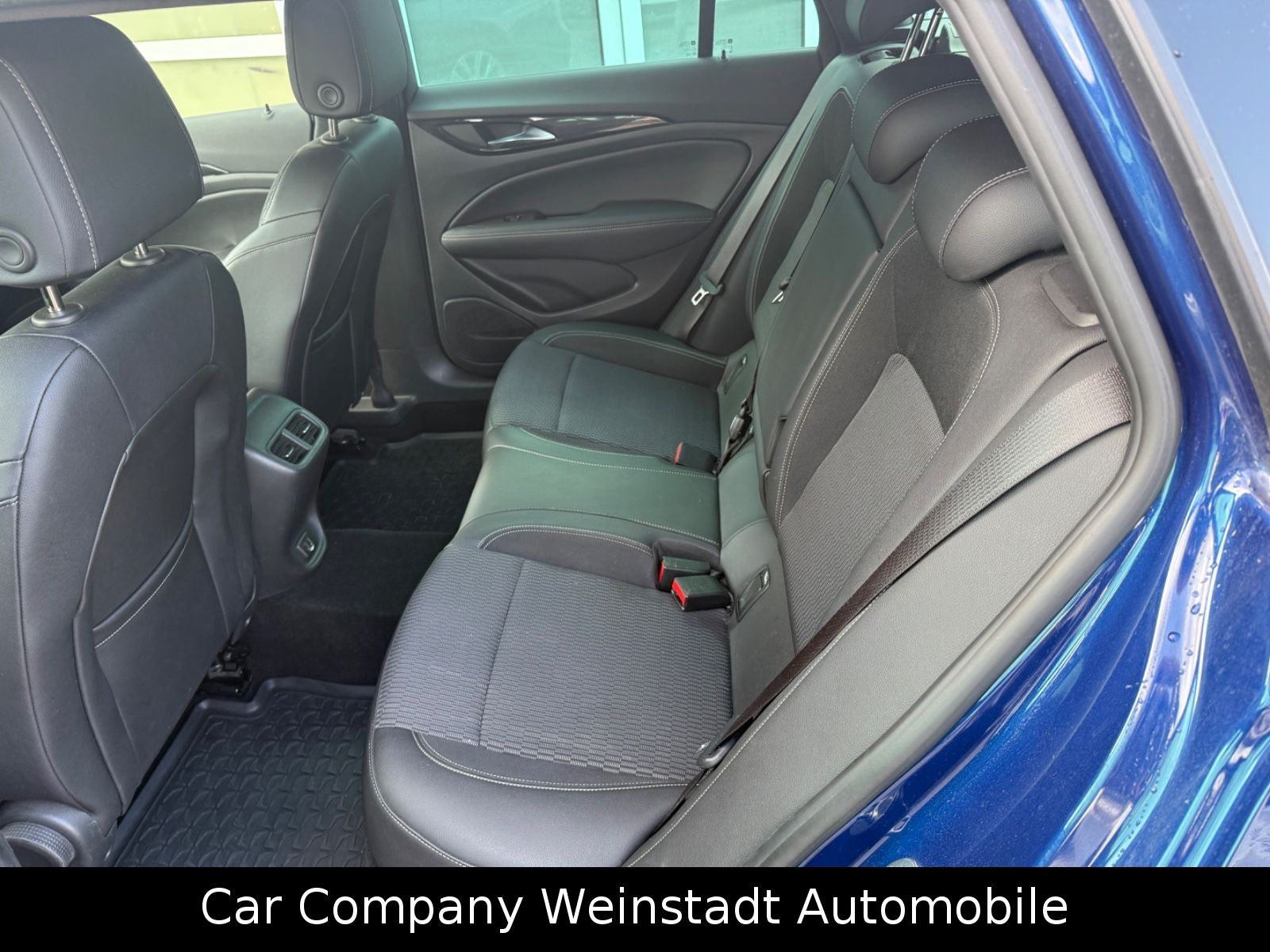 Opel Insignia B Sports Tourer Business Elegance - Samsaru's Car Outlet